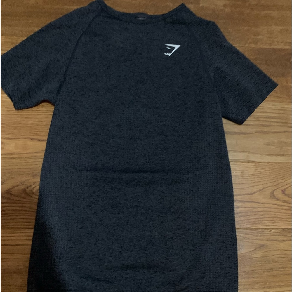 Gymshark dark grey medium tee vital seamless top